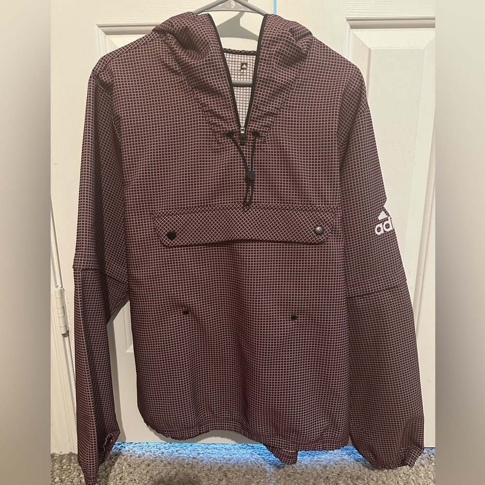 Adidas Hoodie like new with front pocket